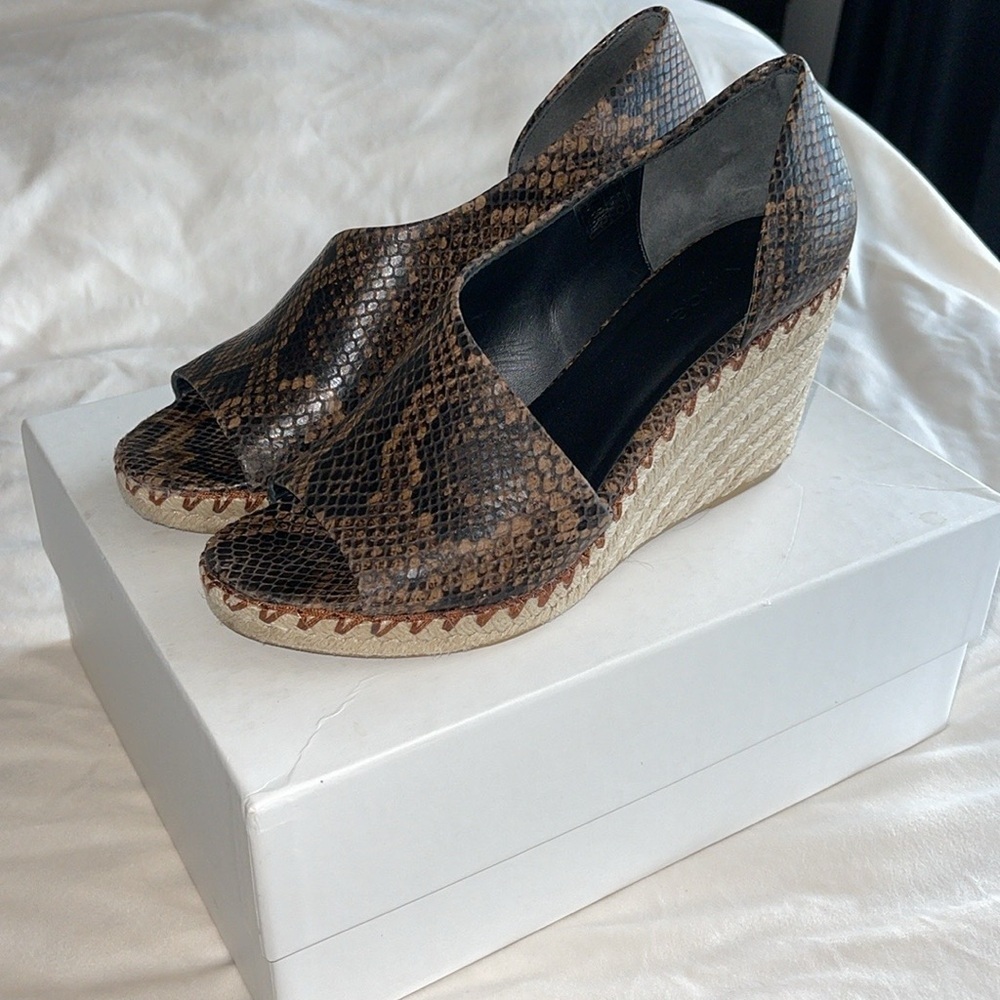 VINCE Percey Snakeskin Coffee Open Toe Heel - Picture 2 of 10